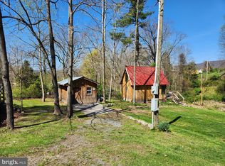 16868 Cacapon Rd, Great Cacapon, WV 25422