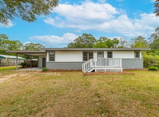 213 7th St, Purvis, MS 39475