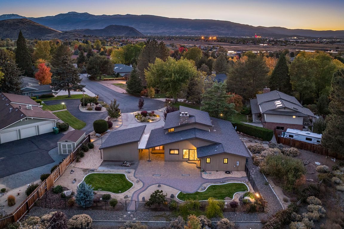 next background image