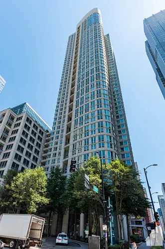 345 Lasalle Photo 1