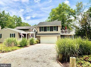 3645 Beach Drive Blvd, Edgewater, MD 21037