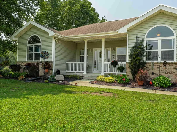 N8532 Story Ridge Ct, Belleville, WI 53508