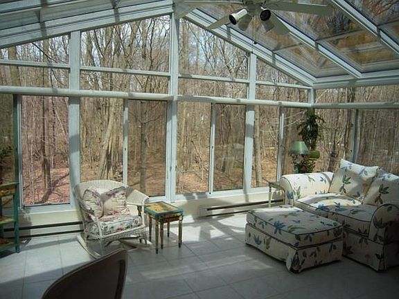 2nd image of 11905 Sandgate Cir