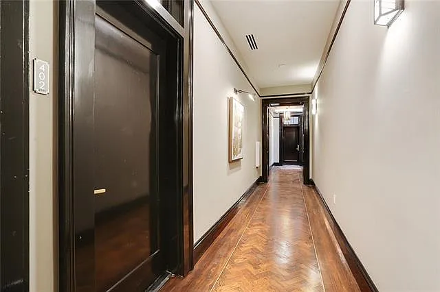 1 bed, 1.0 bath, 784 sqft, $2,200 — Photo 3