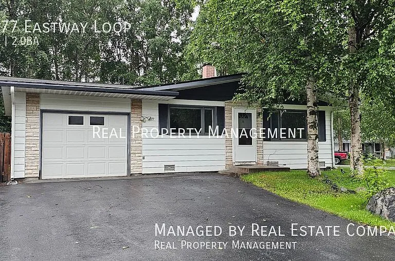 3977 Eastway Loop — Photo 1