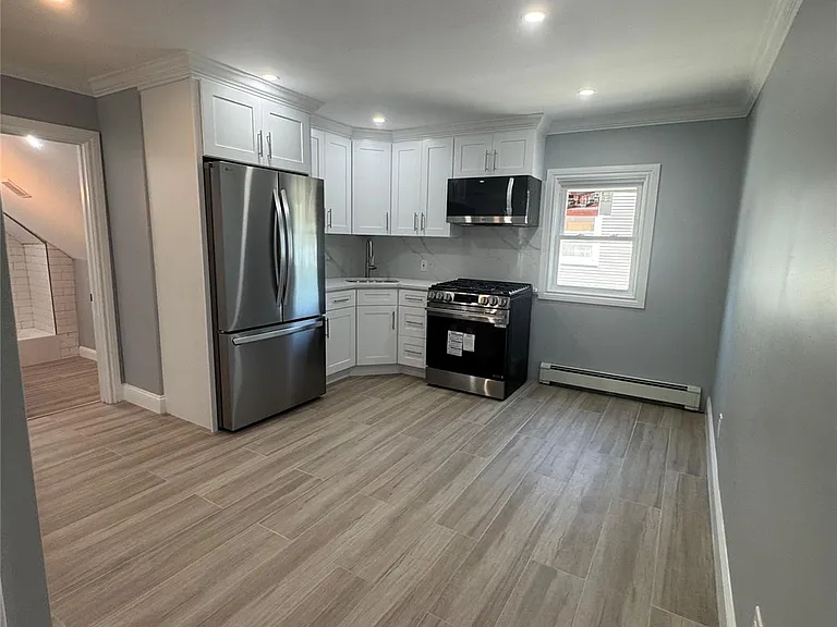 158 Church St — Photo 1