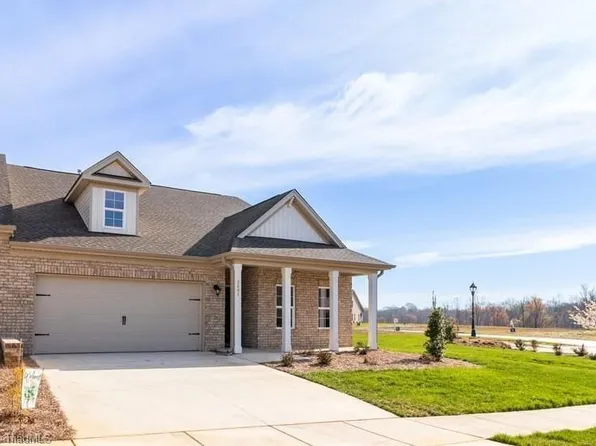3601 Townland Cir, Clemmons, NC 27012