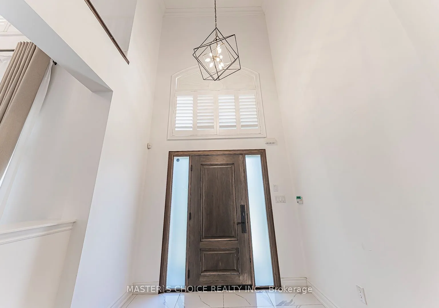 5 bed, $8,500 — Photo 2