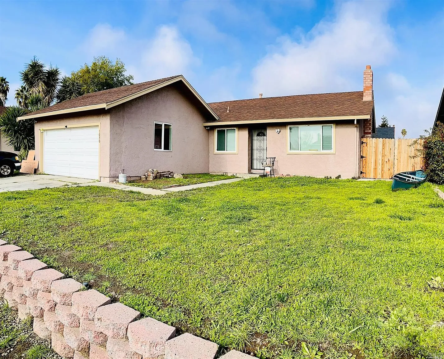 1030 Prairie Dr photo 1