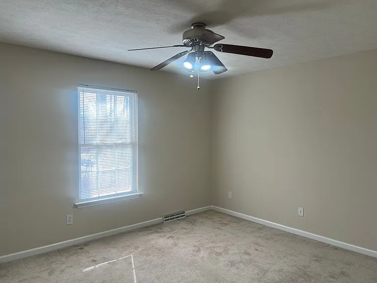 300 McConville Rd #70 — Photo 11
