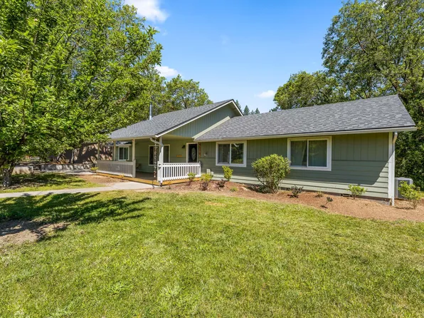 4570 New Hope Rd, Grants Pass, OR 97527
