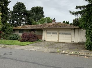 13834 NE Beech St, Portland, OR 97230