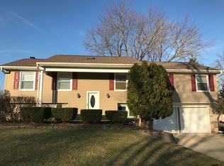 630 Twisted Oak Ln, Buffalo Grove, IL