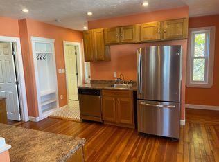 398 Court St FLOOR 2, Plymouth, MA 02360