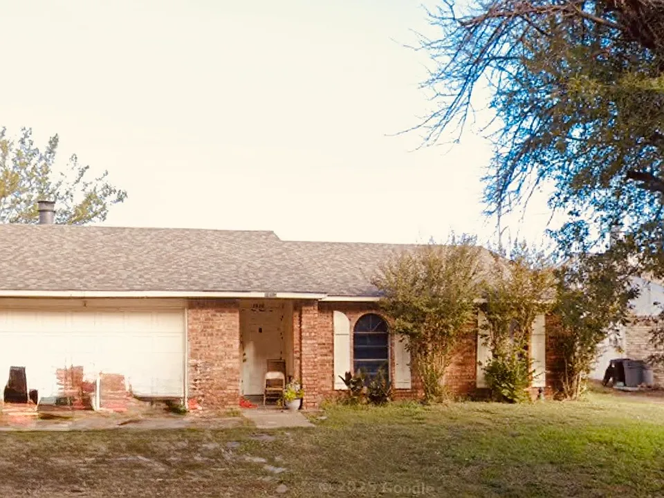 1610 Independence Trl