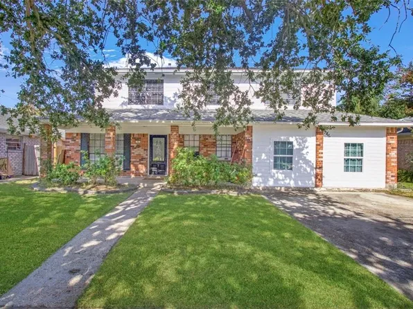 5 Traminer Dr, Kenner, LA 70065