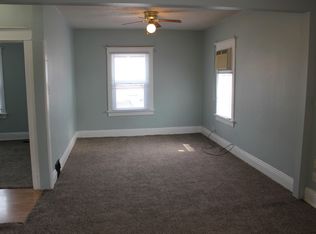 718 1/2 Hammond Ave, Waterloo, IA 50702