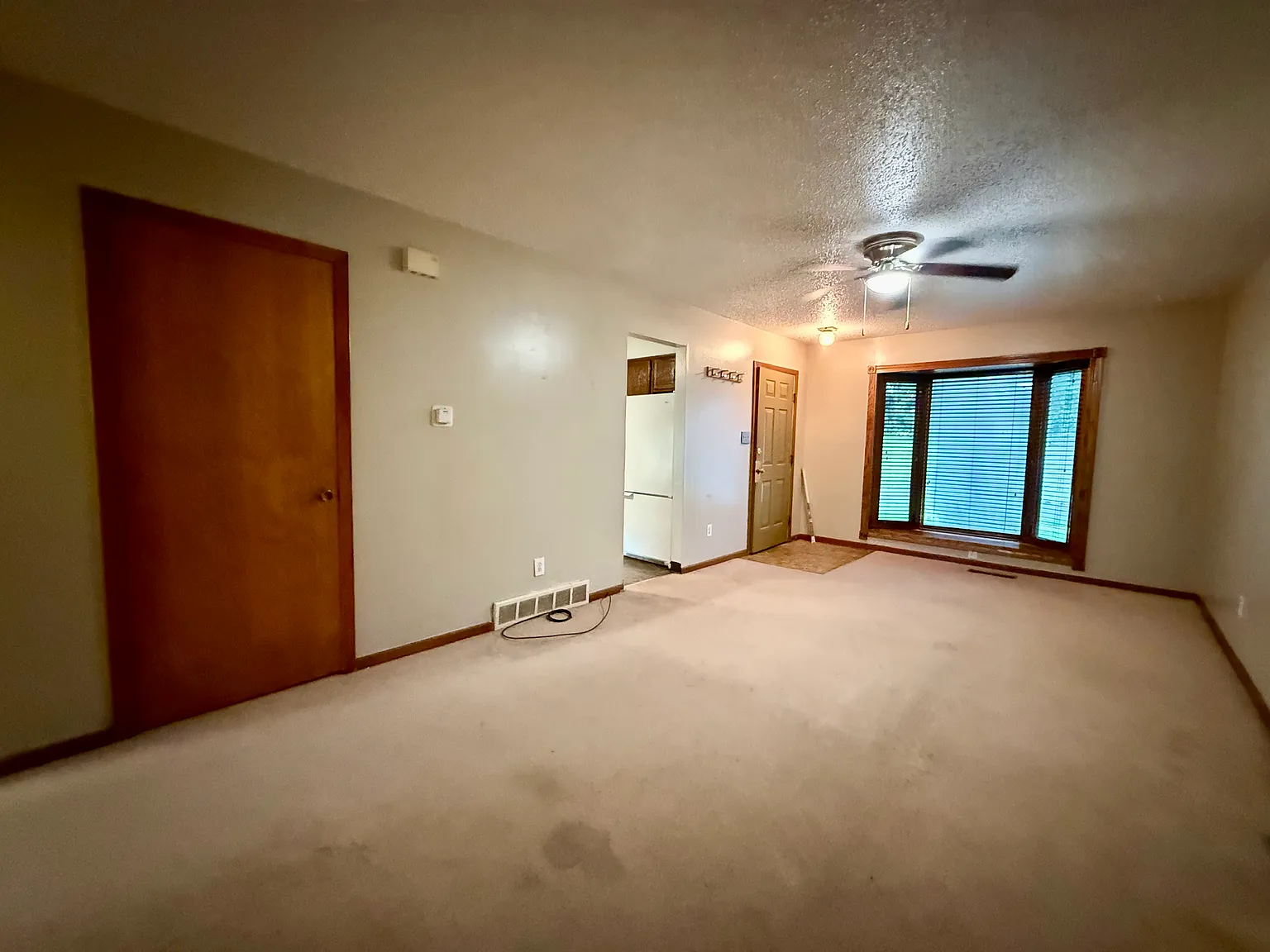 2 bed, $1,200 — Photo 1
