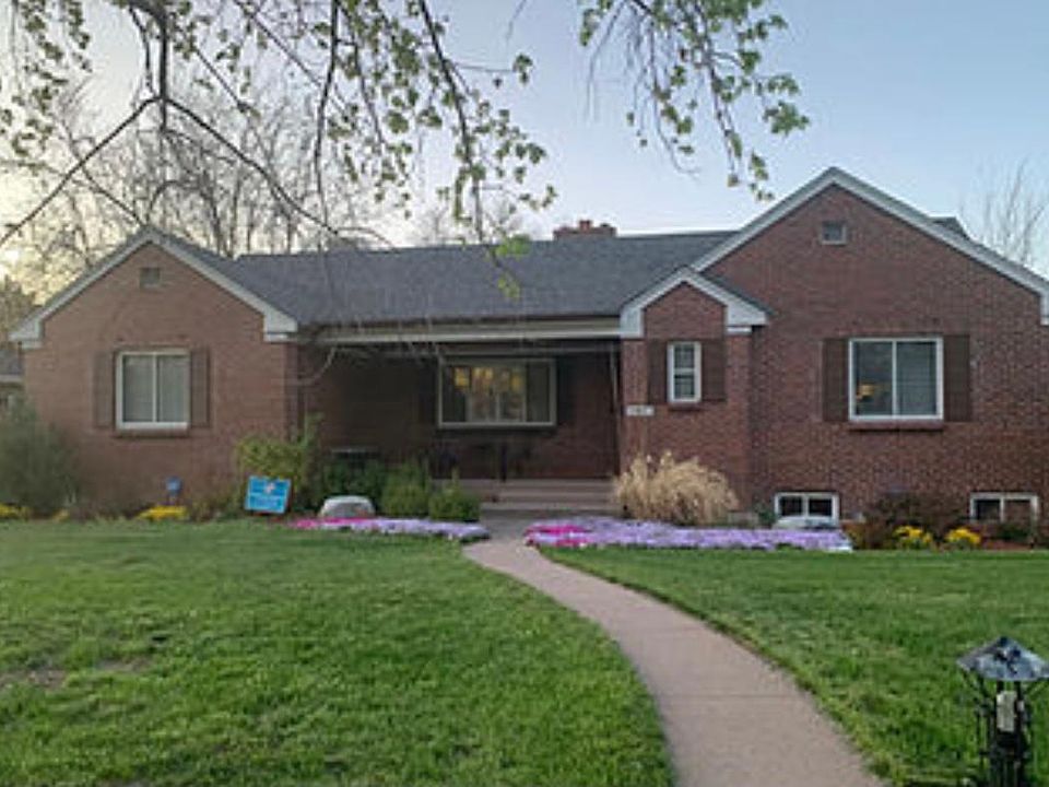 2nd image of 6831 Montview Blvd