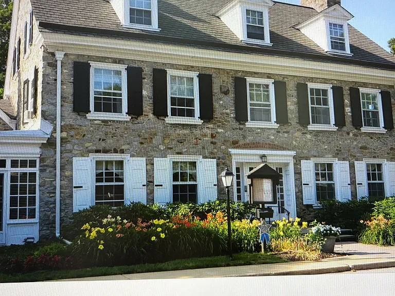17 Old Forge Xing — Photo 15
