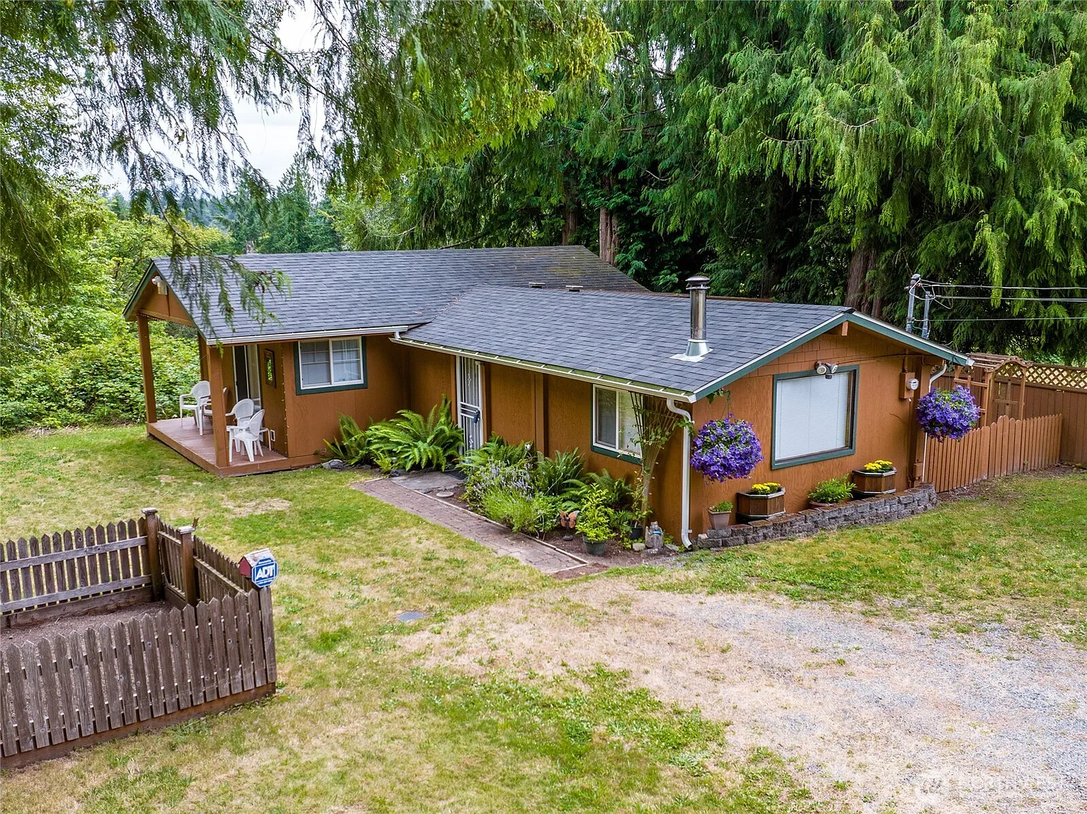 19442 SE 168th Street photo 1