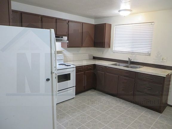 5th image of 14409 Washington Ave SW APT 1
