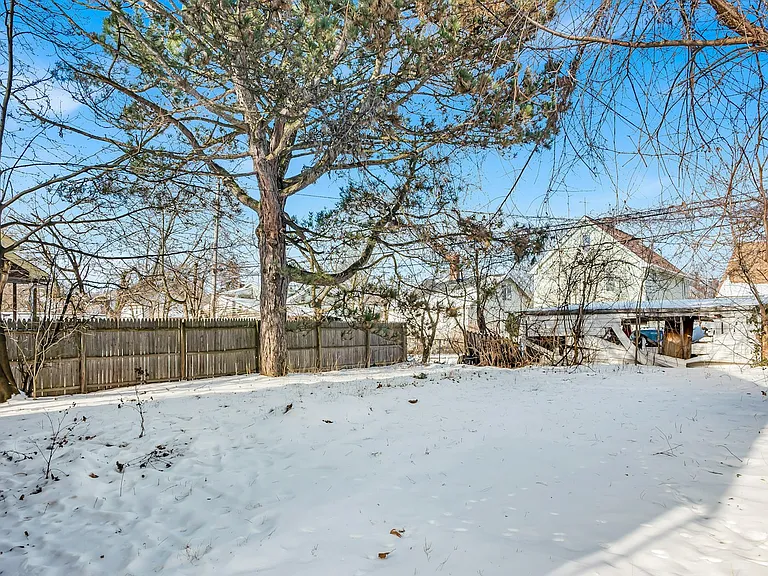 14601 Benwood Ave — Photo 22