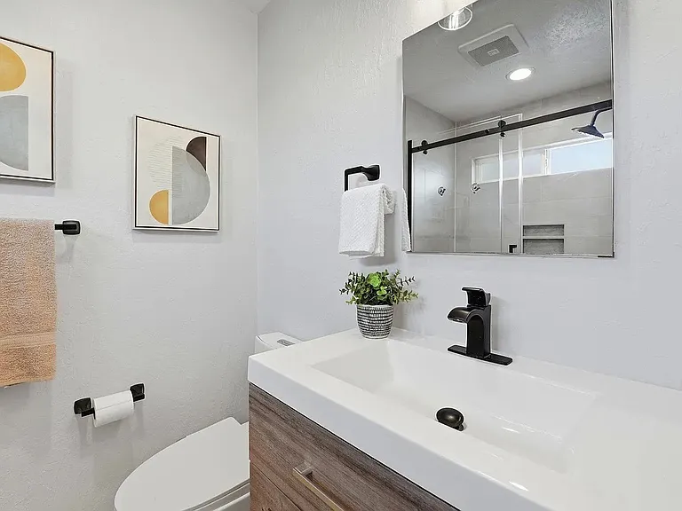 36023 Pizarro Dr — Photo 2