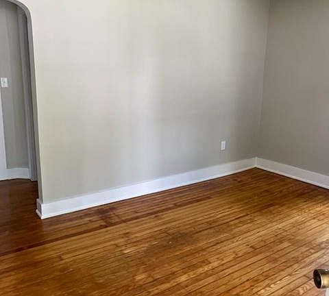 3rd image of 303 Central Ave