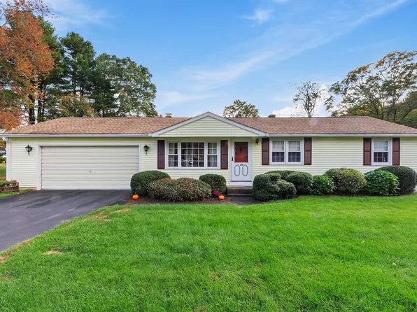 11 Blueberry Lane, Brooklyn, CT 06234