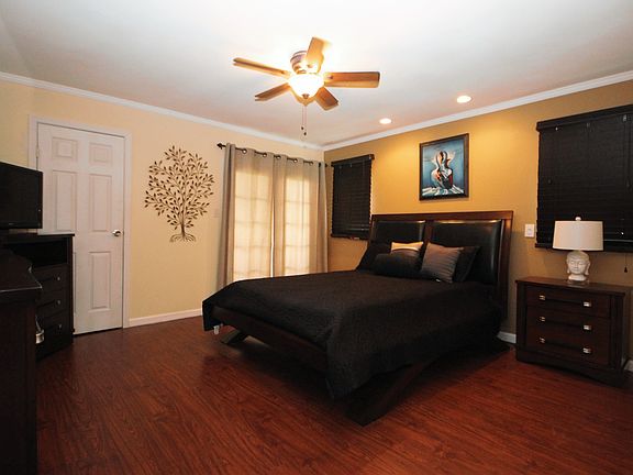 5th image of 2708 Howard Dr #3