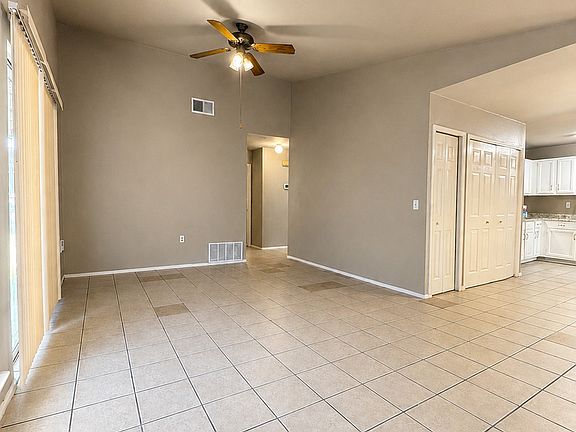 3rd image of 8023 LAUREL BND