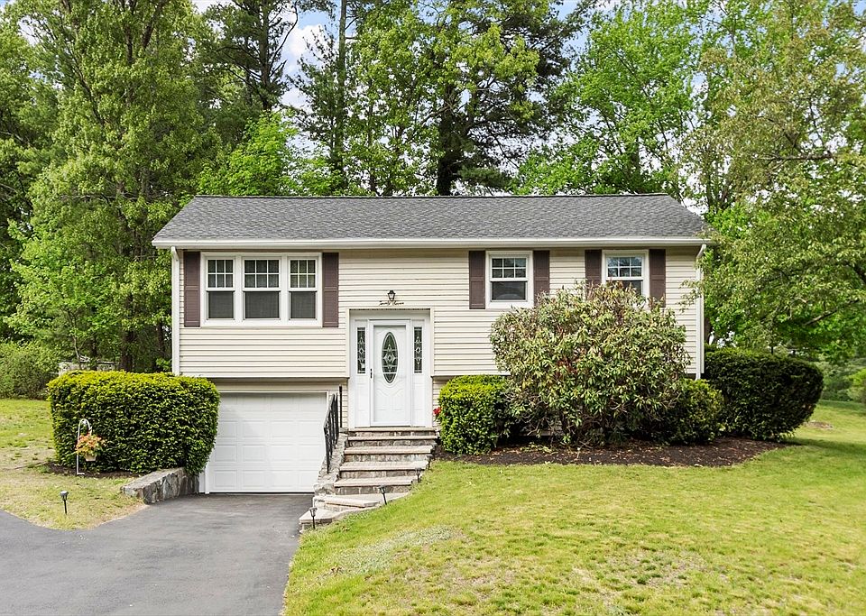 1st image of 27 Dexter Ave