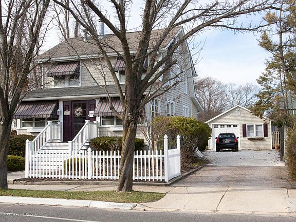 2nd image of 228 Bridge Ave