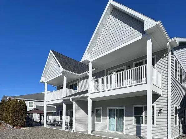 33 Marina Drive, Catskill, NY 12414