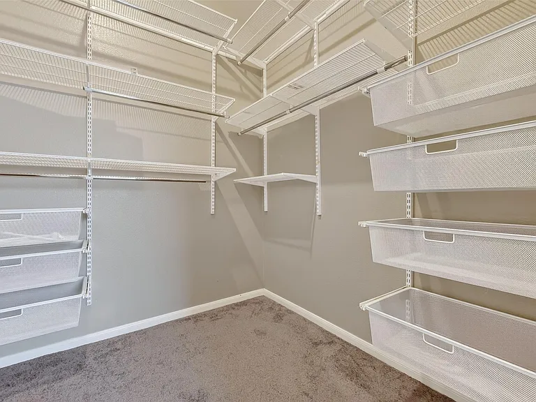 6431 Applewood Forest Dr — Photo 26
