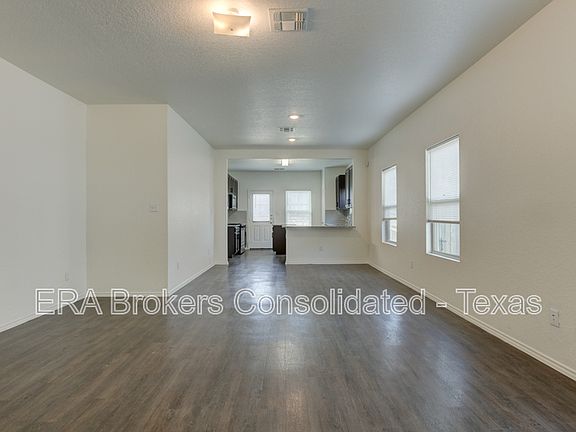 4th image of 5407 Shasta Pl