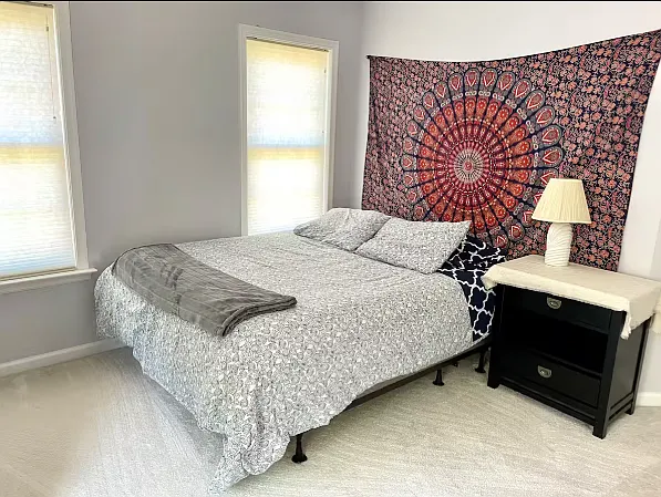 1317 Grayland Ave — Photo 2