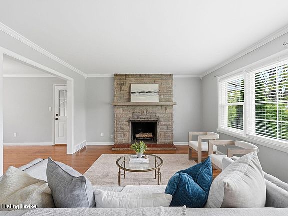 4th image of 4324 Foeburn Ln