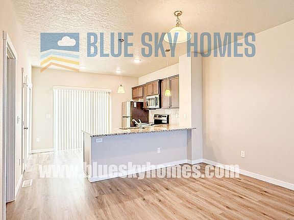 4th image of 5978 S Jessenia Ln