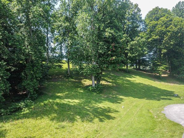 40 Kuttawa Springs Ct, Kuttawa, KY 42055
