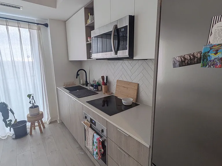 36 Zorra St #2210 — Photo 5