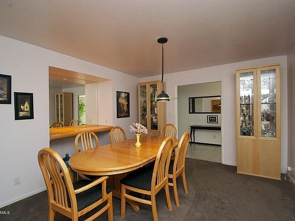5th image of 808 W Mountain View Dr
