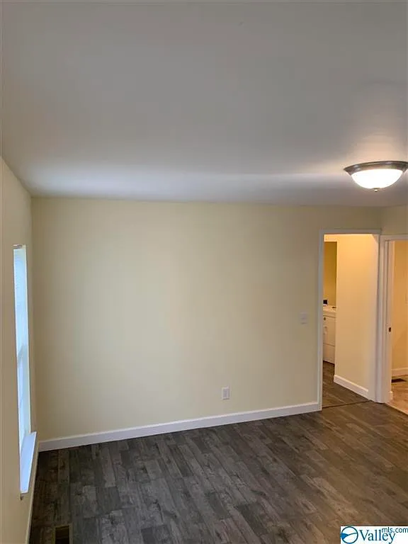2510 Huntsville St NW — Photo 4