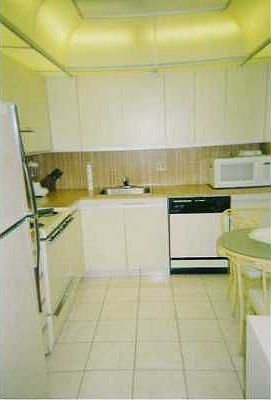 2nd image of 2500 Parkview Dr APT 619