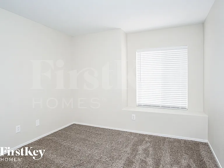 4600 W La Madre Way — Photo 12