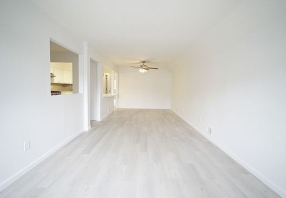 5th image of 89 Richard Ln Floor 2