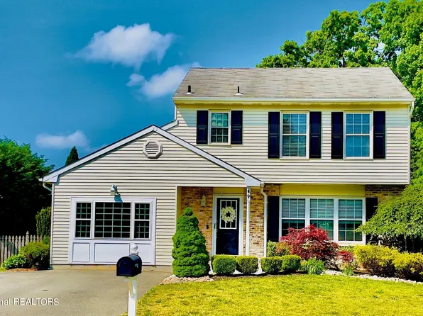 9 Scarlet Lane, Howell, NJ 07731
