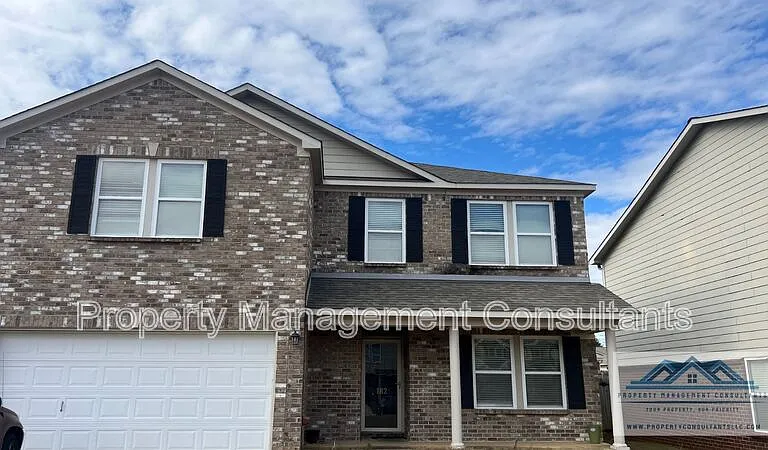182 Forestbrook Dr — Photo 2
