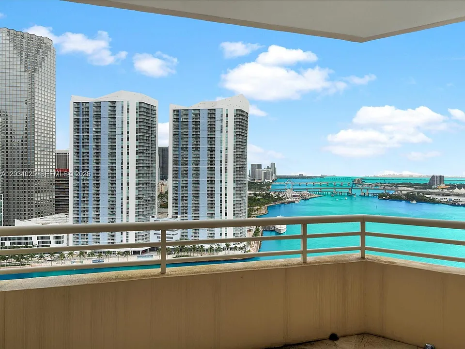 888 Brickell Key Dr #2510